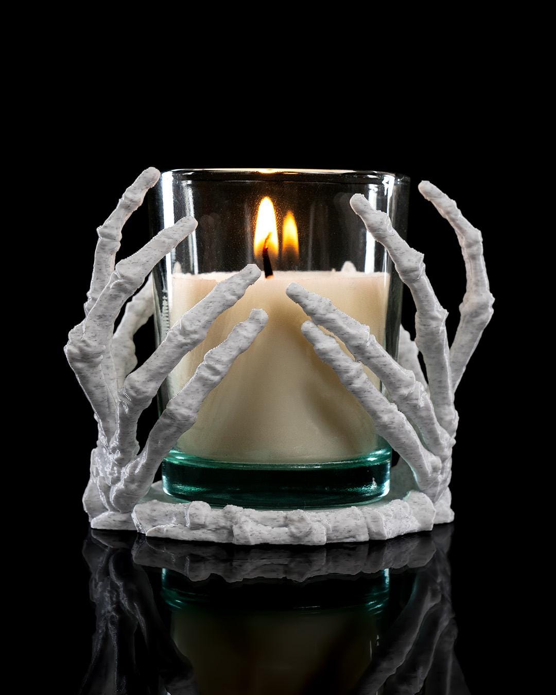 Light Touch Candle Holder - Haunting Candle Holder for dark Halloween evenings